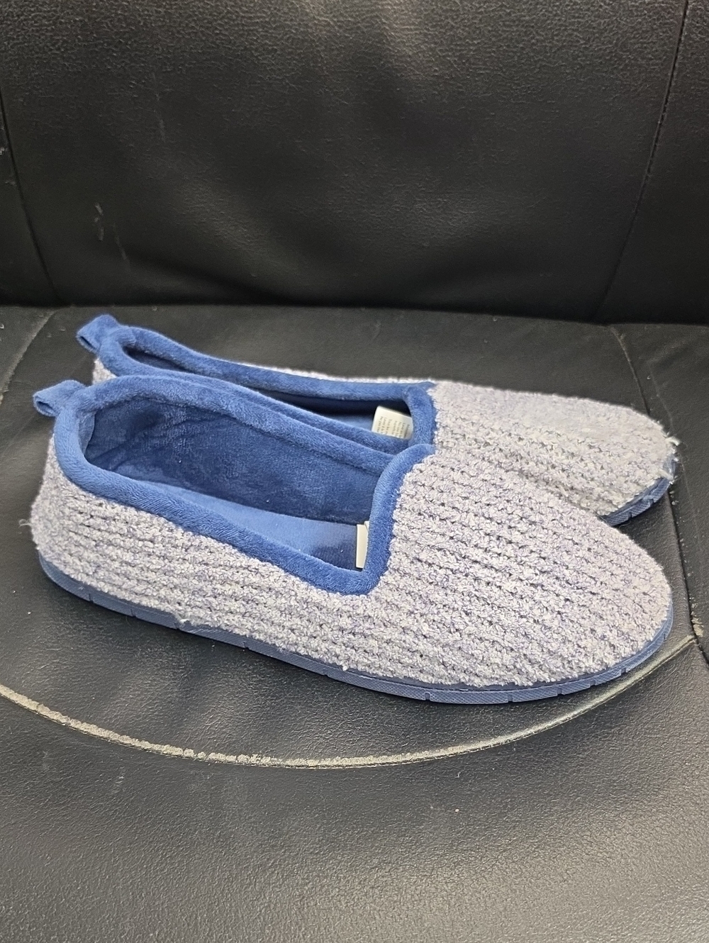 dearfoams Men's Light Blue Knit Slip-On Slippers